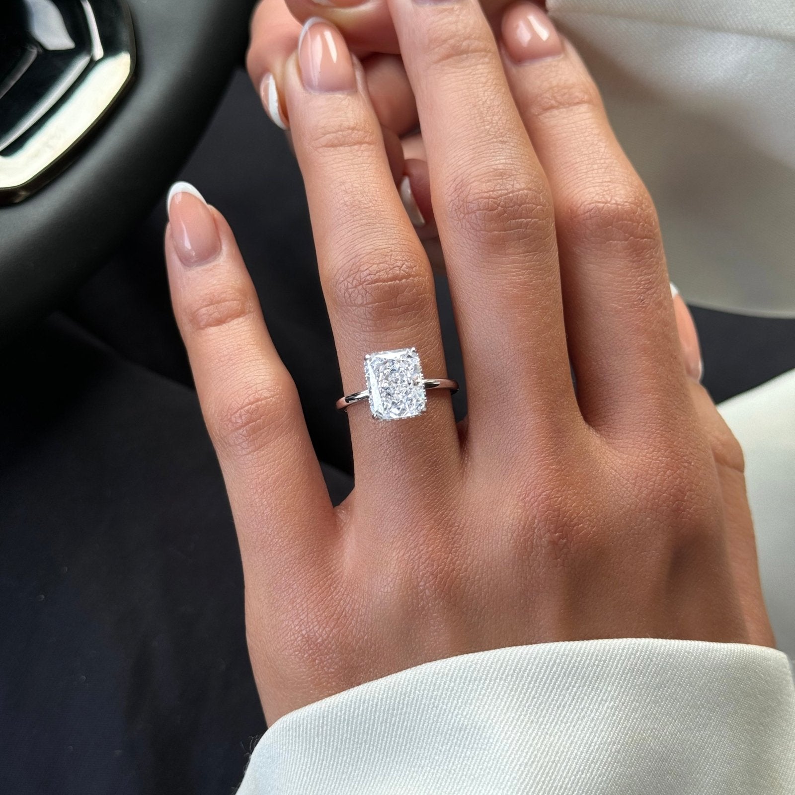 Sterling Silver Plain Band Jasmine Ring - Luxe Emporium x