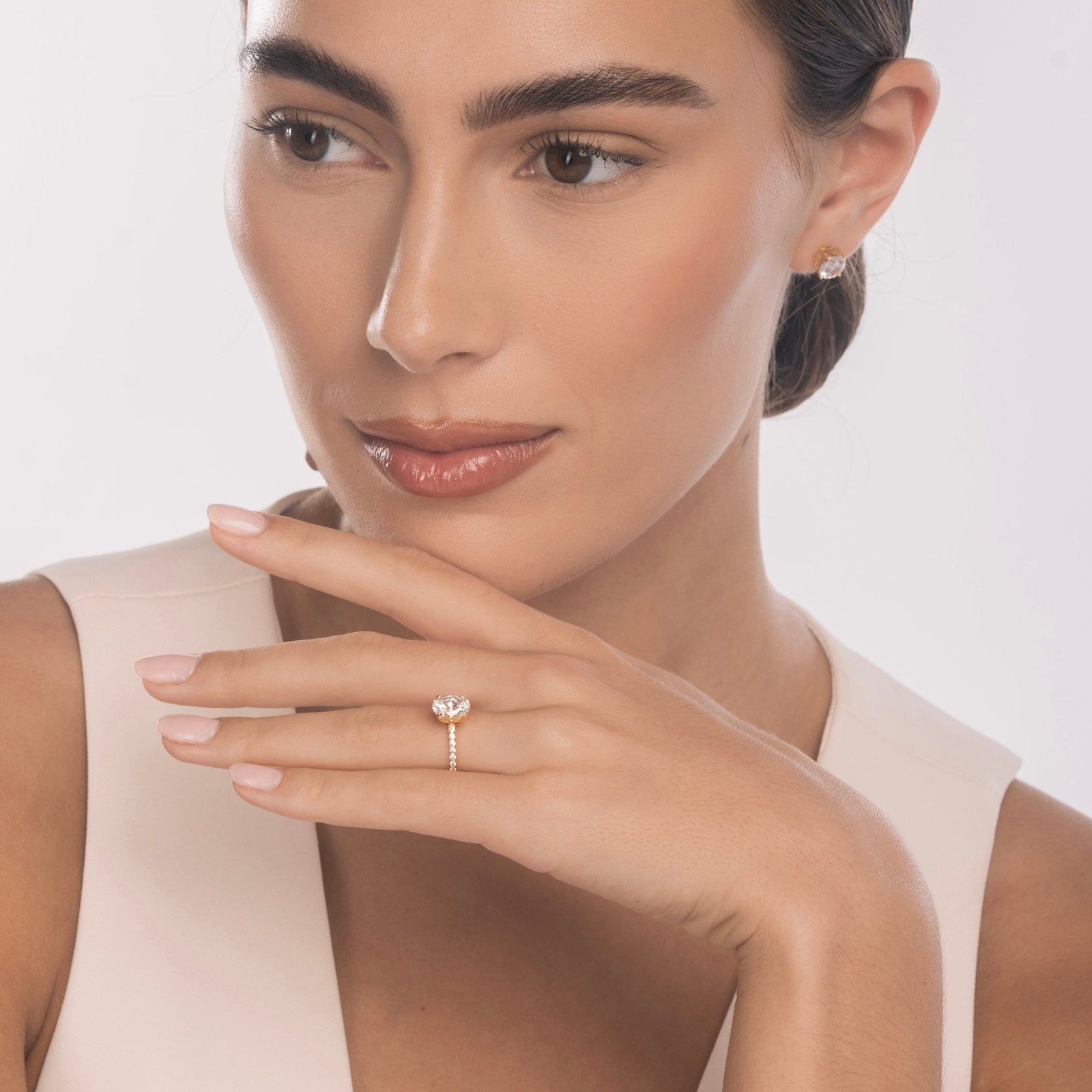 Gold 4 Prong Petite Solitaire Ring - Luxe Emporium x