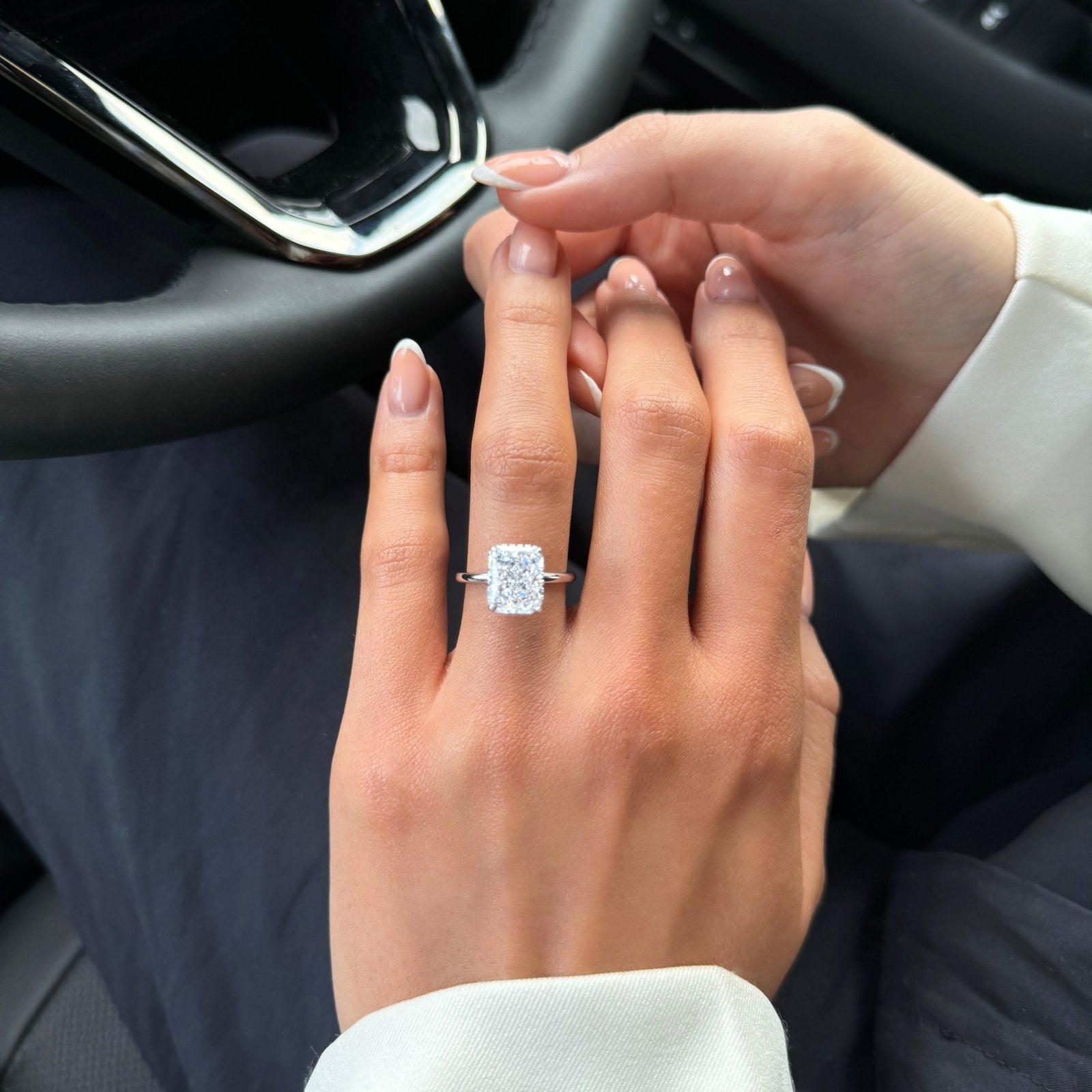 Sterling Silver Plain Band Jasmine Ring - Luxe Emporium x