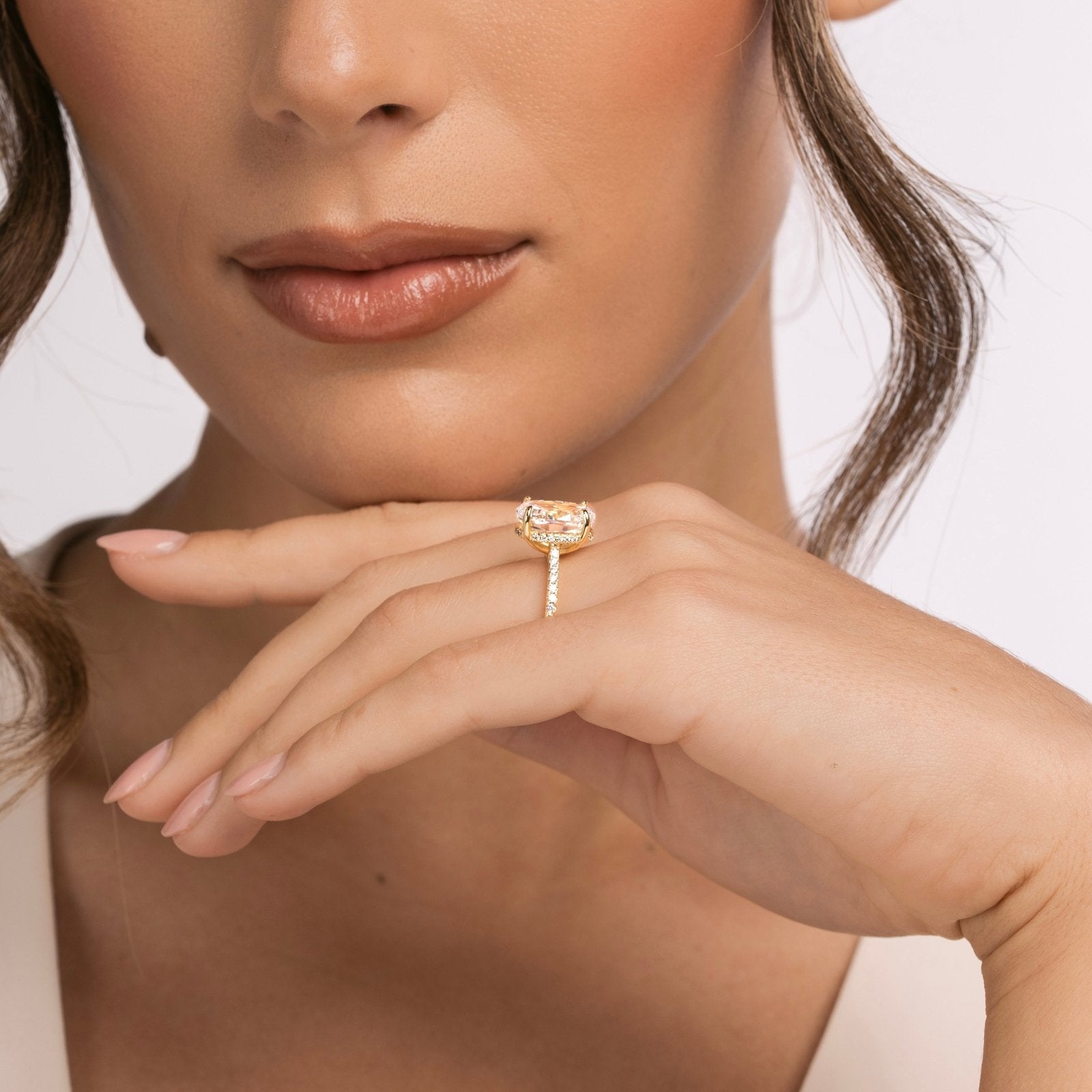 Gold 5ct Solitaire Ring - Luxe Emporium x