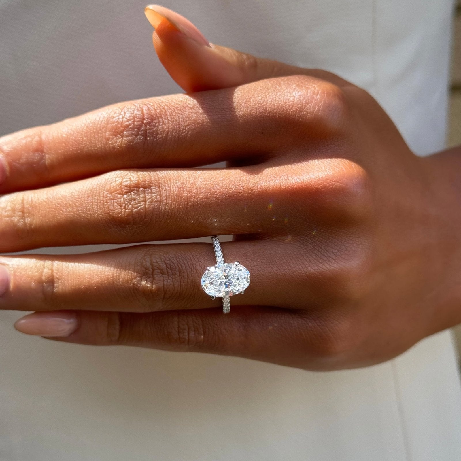 Sterling Silver 4.5ct Solitaire Ring - Luxe Emporium x