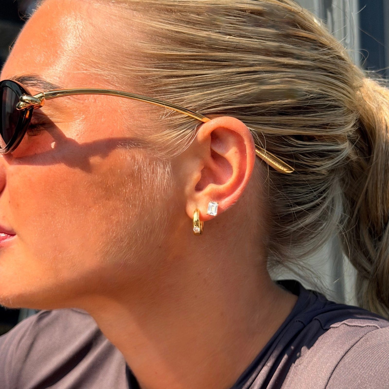 Gold Evelina Huggie Hoop Earrings - Luxe Emporium x