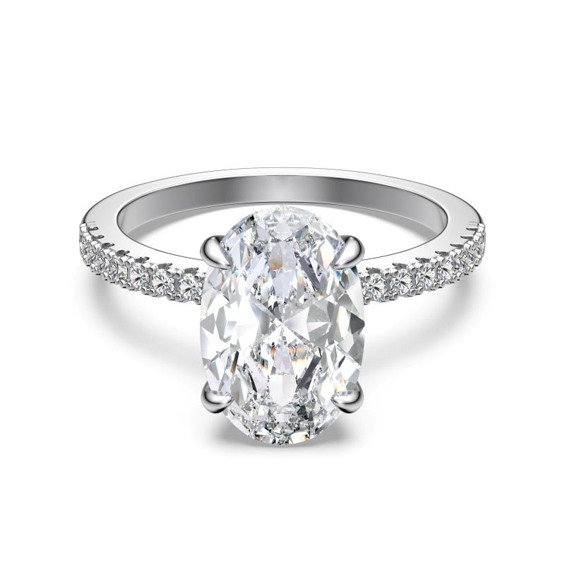 Sterling Silver 4.5ct Solitaire Ring - Luxe Emporium x
