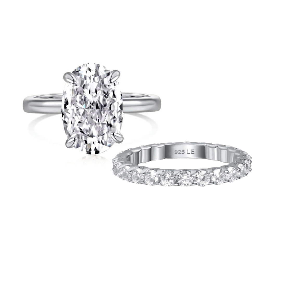 Gold Plain Band Solitaire x Aurelia Wedding Set - Luxe Emporium x