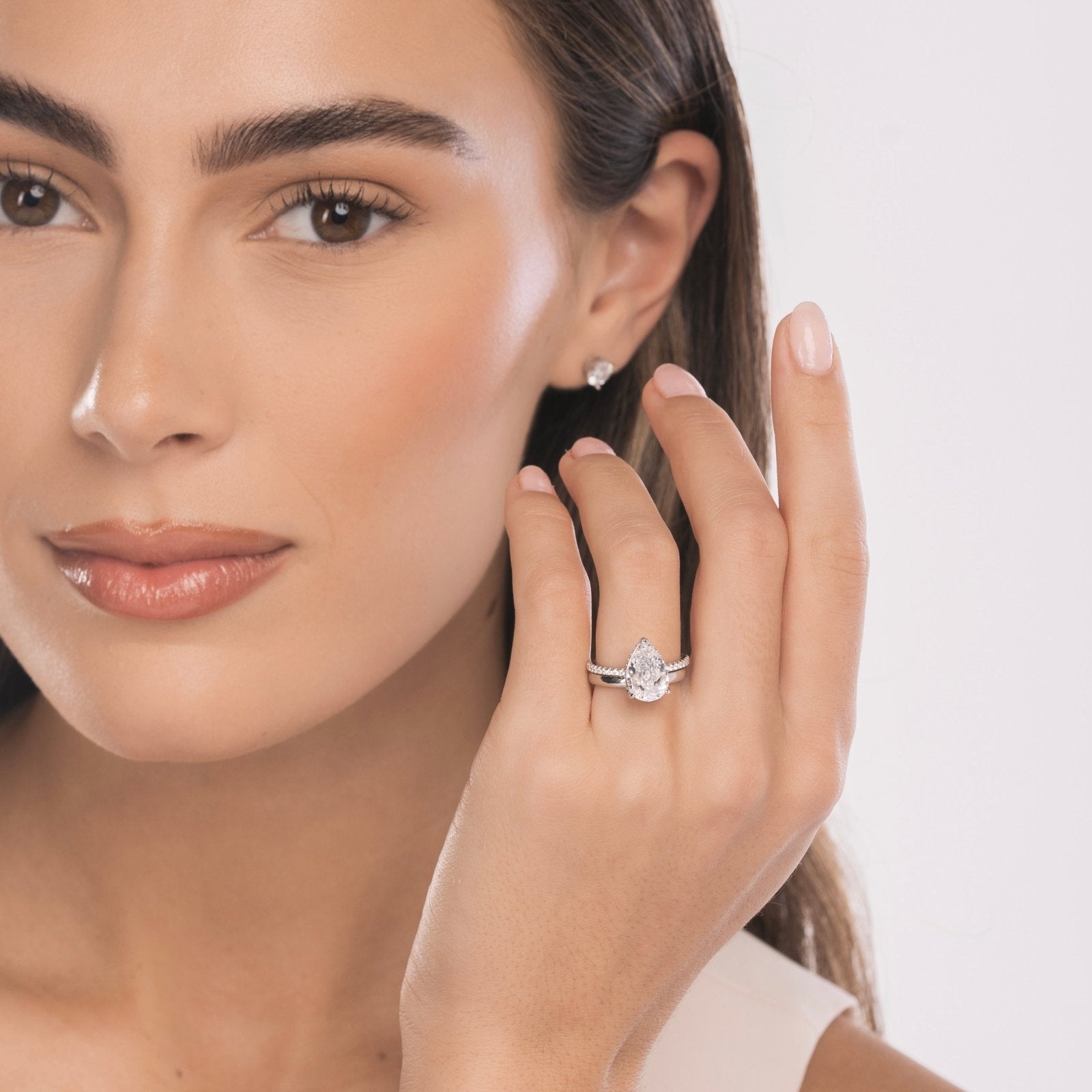 Sterling Silver Amour Ring - Luxe Emporium x