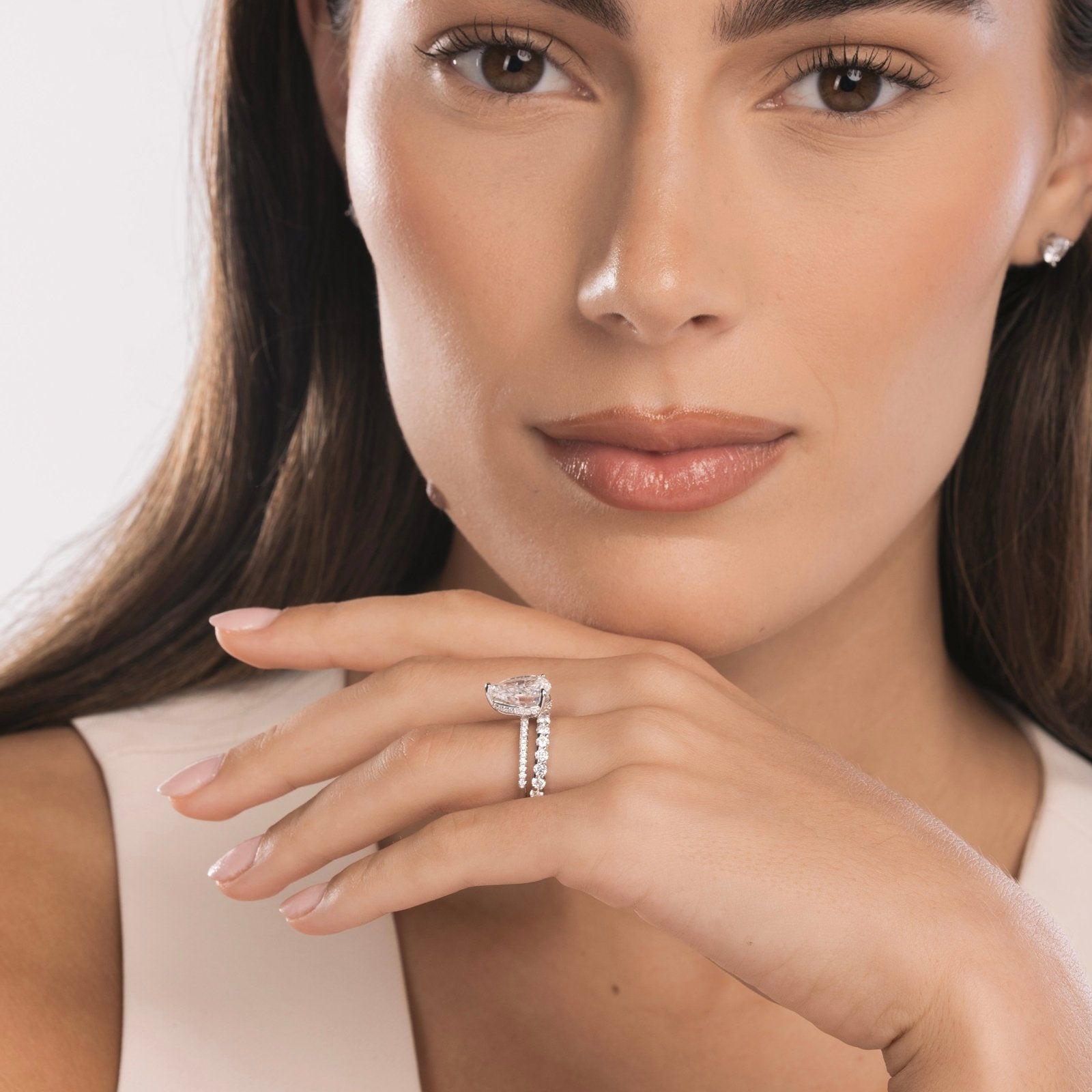 Sterling Silver Amour Ring - Luxe Emporium x