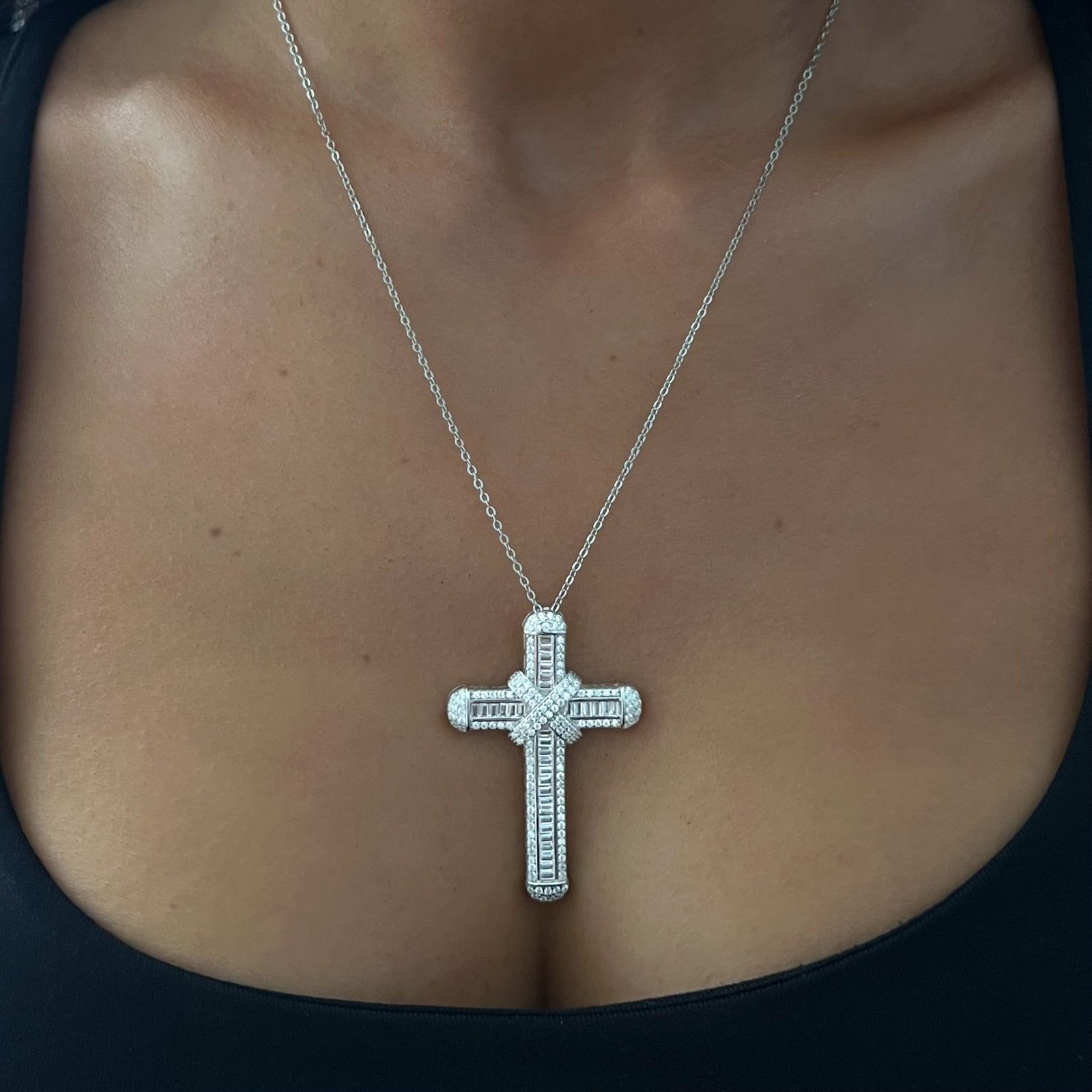 Sterling Silver Large Luxe Cross Pendant Necklace - Luxe Emporium x